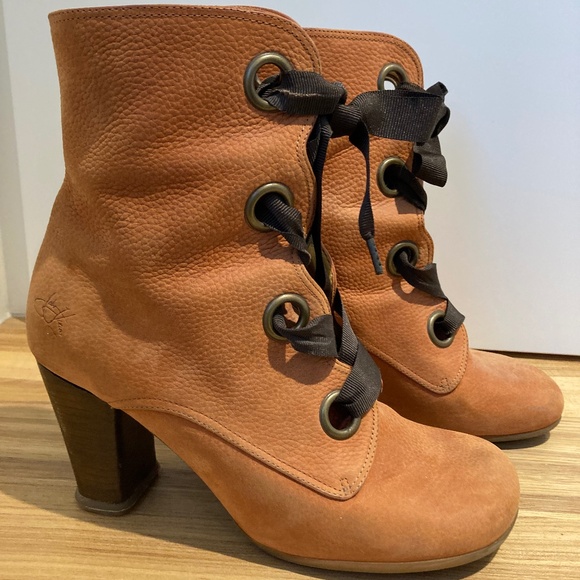 LEATHER BOOT WITH RIBBON LACES - Picture 3 of 6